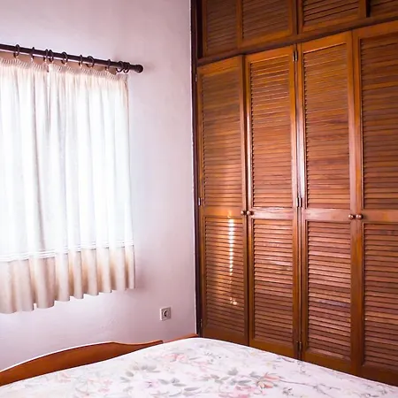 Hortensia Gardens Apartment *